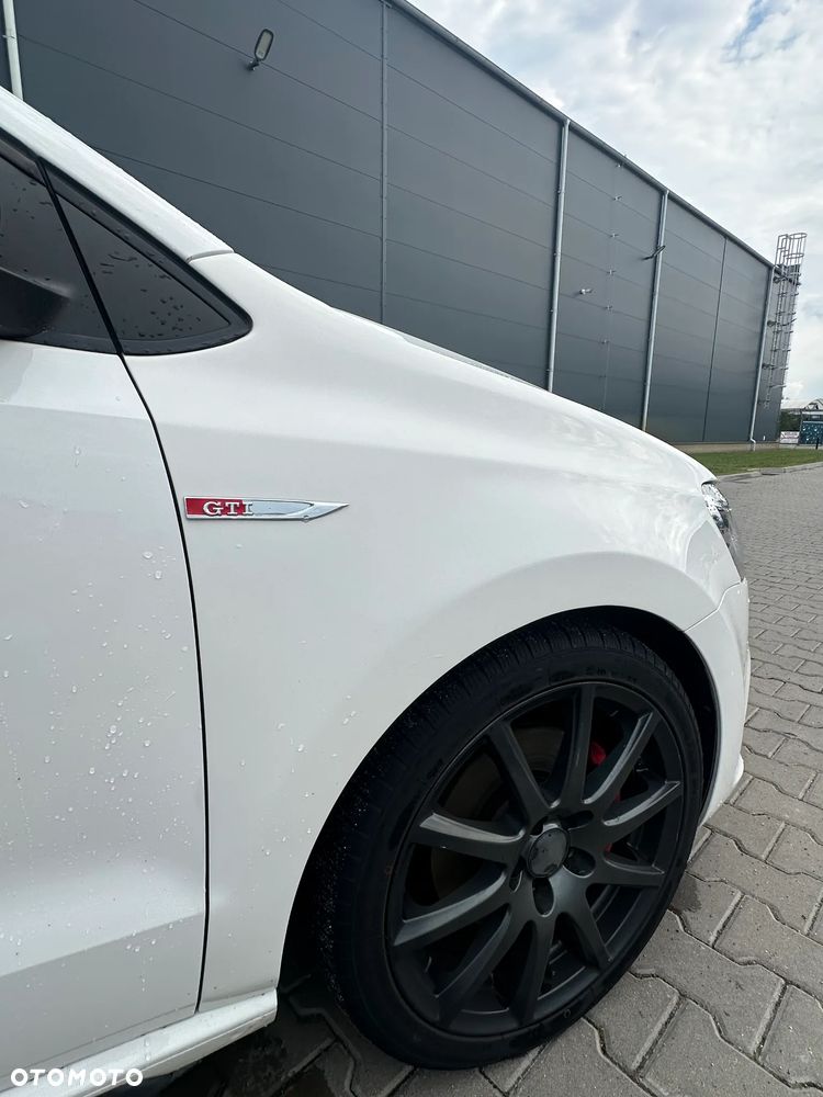 Volkswagen Polo 1.4 TSI GTI DSG - 9