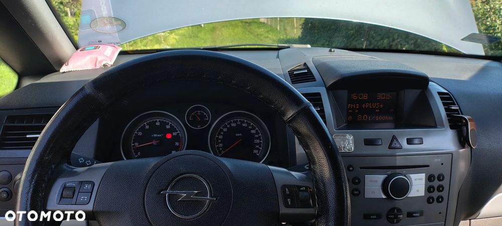 Opel Zafira 1.8 Cosmo - 17