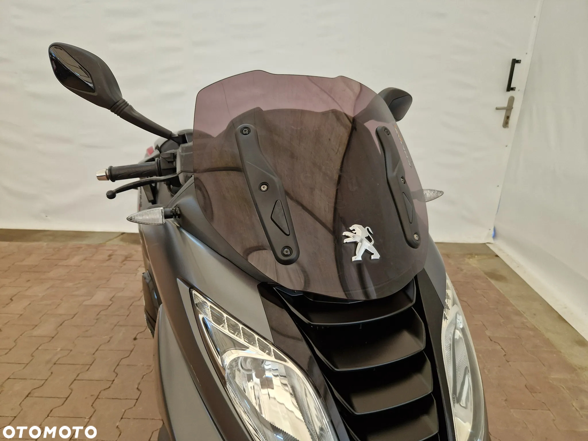 Peugeot Metropolis - 15