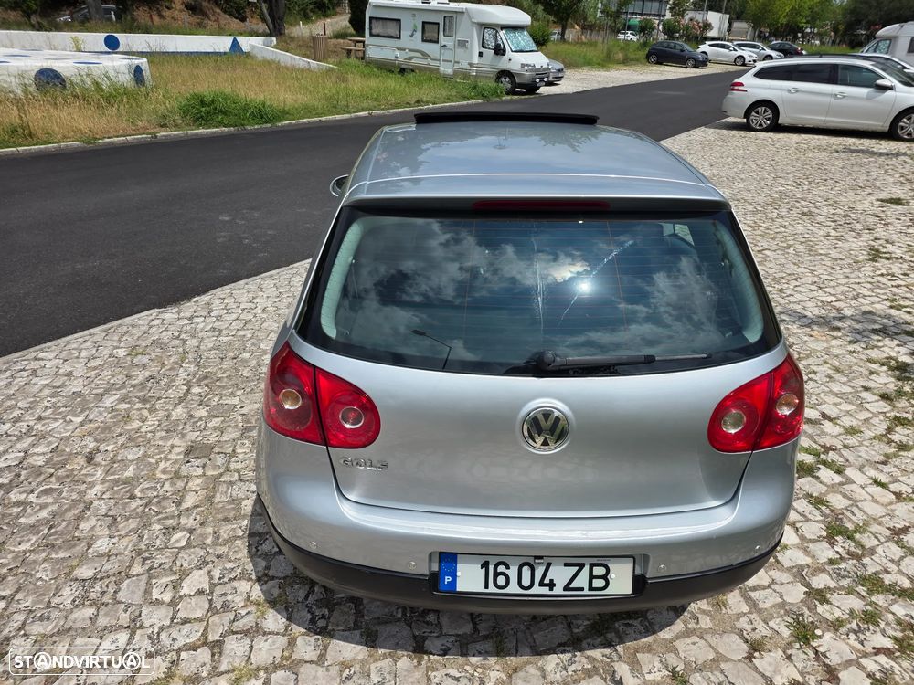 VW Golf - 4