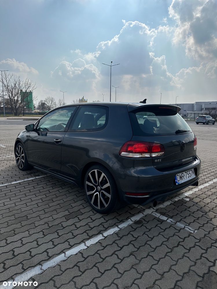 Volkswagen Golf - 7