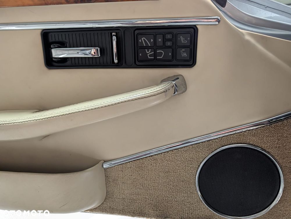 Jaguar XJS - 27