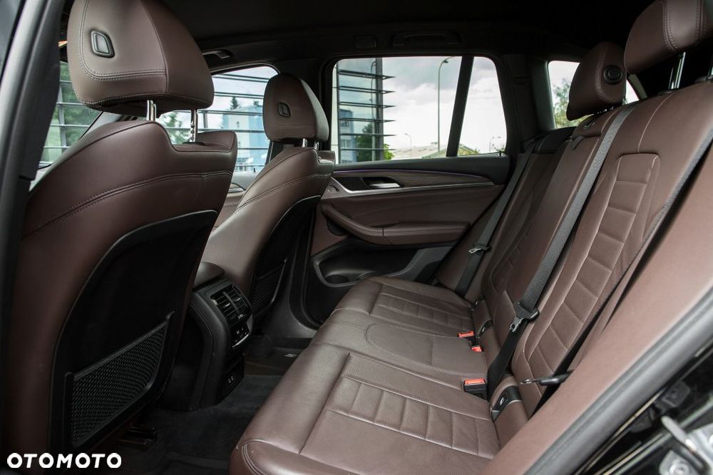 BMW X3 - 25
