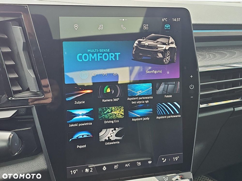 Renault Austral 1.3 TCe mHEV Iconic - 17