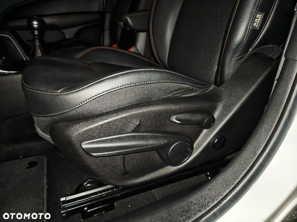 Jeep Compass 1.3 TMair Limited FWD S&S - 19