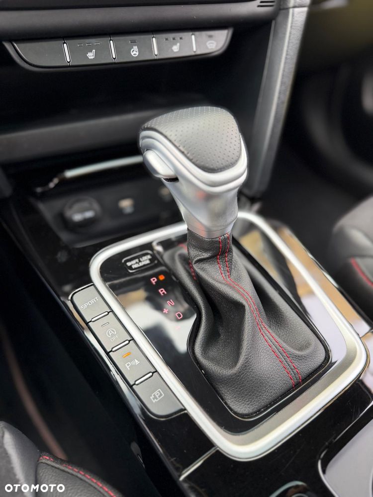 Kia ProCeed 1.6 T-GDI DCT7 OPF GT - 29