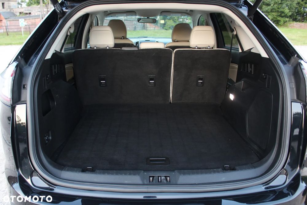 Ford Edge - 18