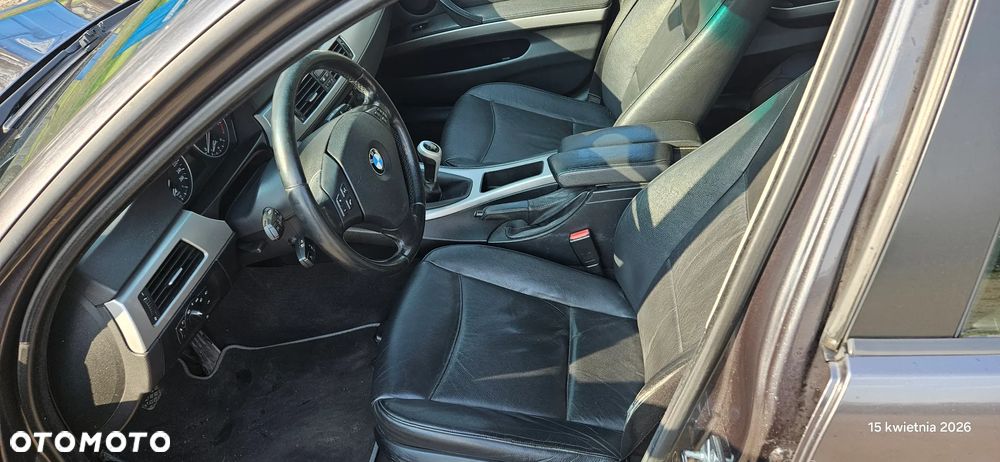 BMW Seria 3 320d - 8