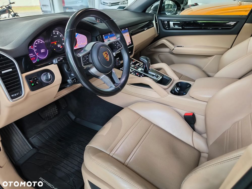 Porsche Cayenne Standard - 13