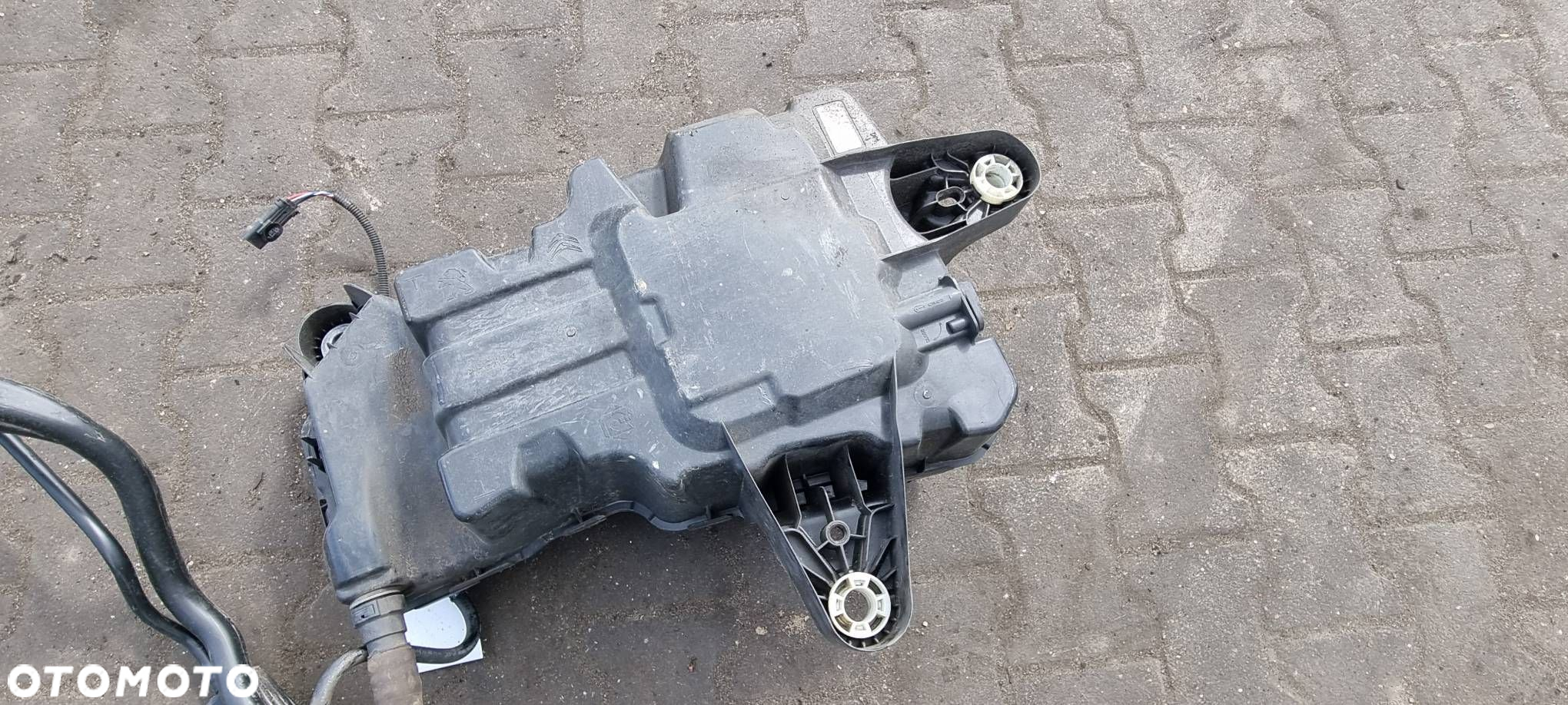 ZBIORNIK ADBLUE CITROEN BERLINGO III 2021 - 3