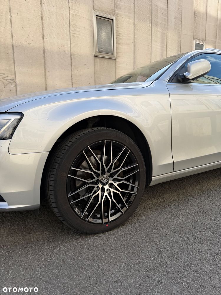 Audi A4 Avant - 28