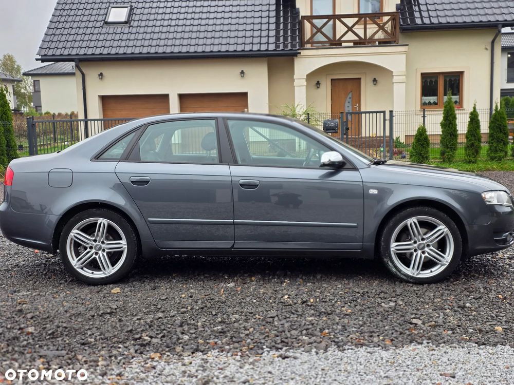 Audi A4 - 5