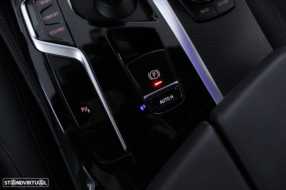 BMW 520 d Pack M Auto - 32