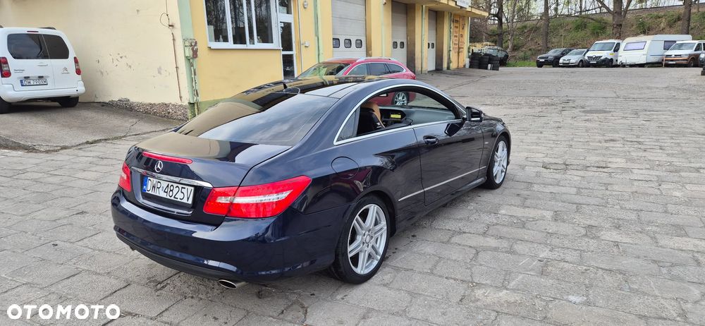 Mercedes-Benz Klasa E 350 BlueEFFICIENCY 7G-TRONIC Avantgarde - 4