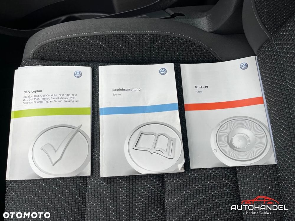 Volkswagen Touran - 21