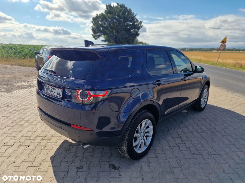 Land Rover Discovery Sport TD4 HSE Luxury - 11