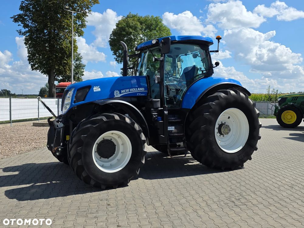 New Holland T7.220 PC 2014R - 33