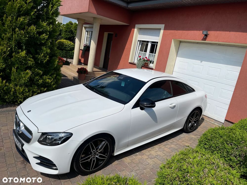 Mercedes-Benz Klasa E 300 AMG - 4