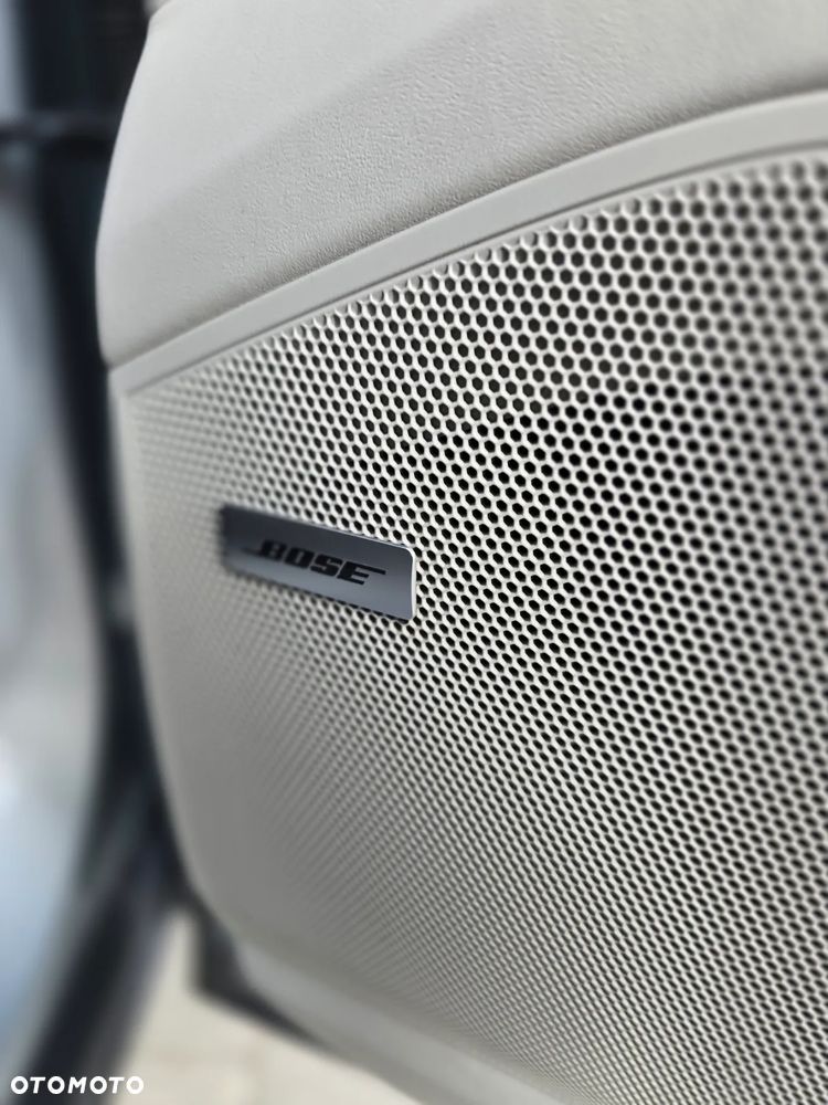 Porsche Cayenne Platinum Edition - 21