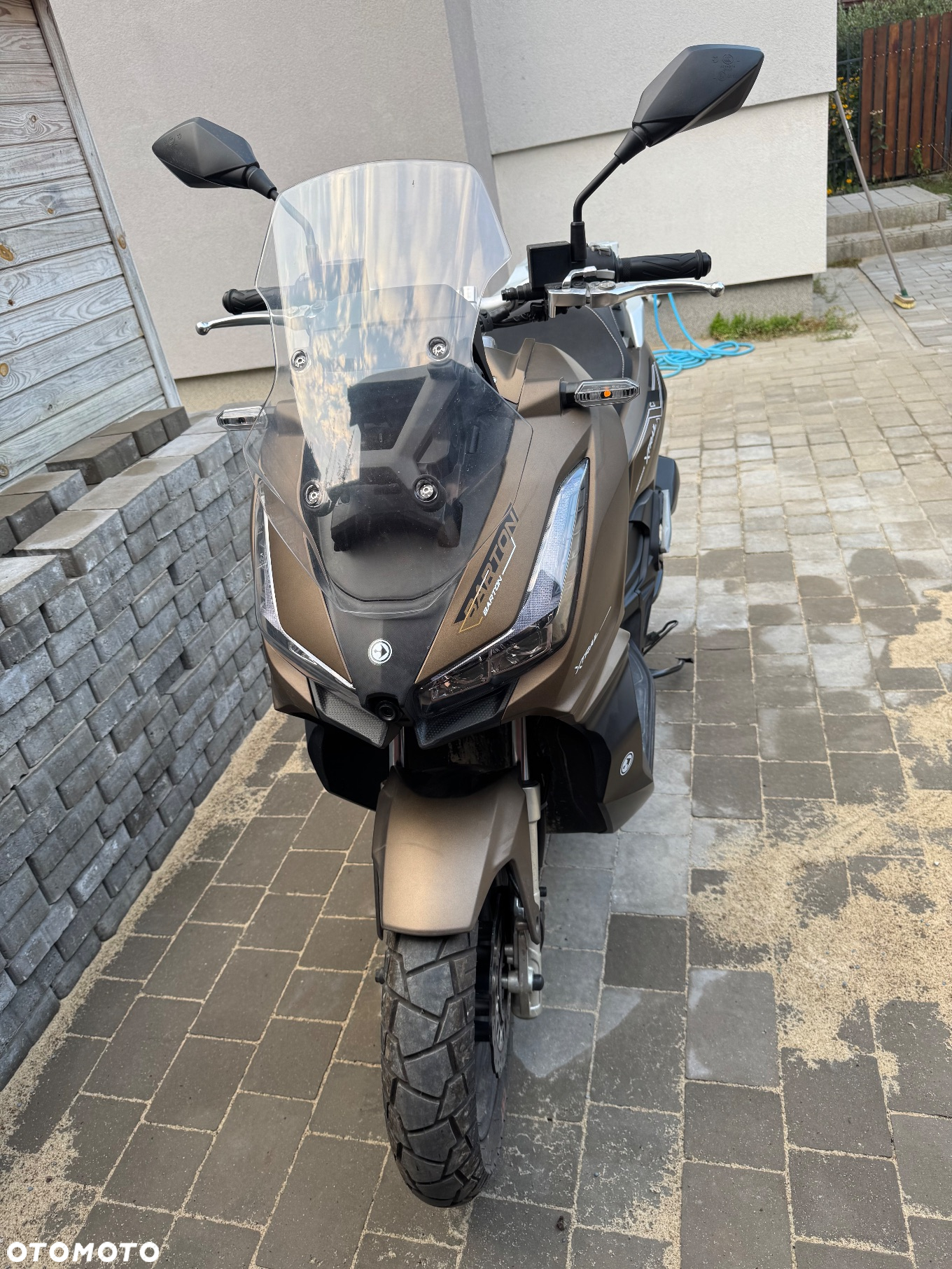 Barton X-Trail - 2