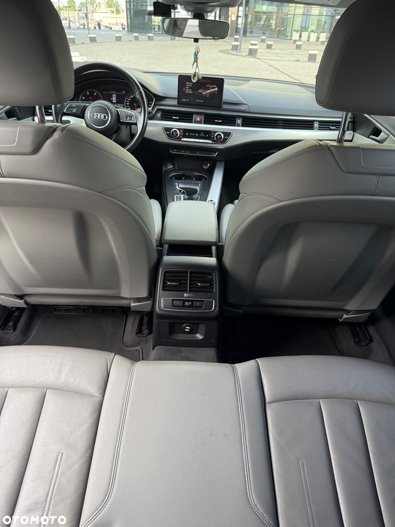 Audi A4 2.0 TDI Sport S tronic - 10
