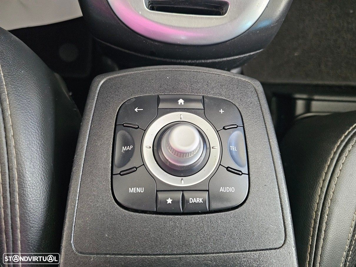 Renault Grand Scénic 1.5 dCi Bose Edition SS - 21