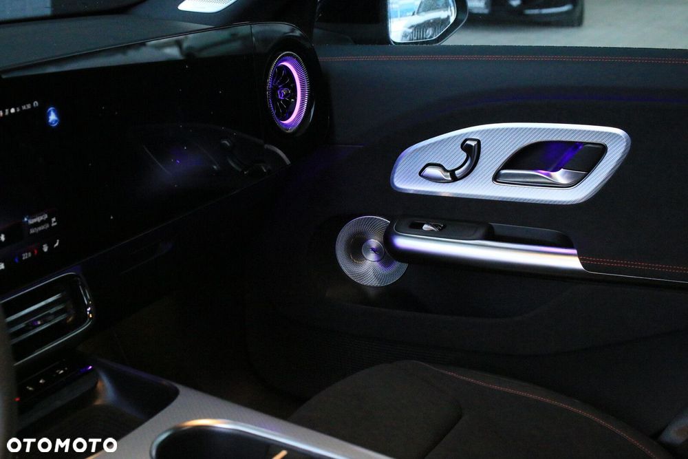 Mercedes-Benz CLA - 14