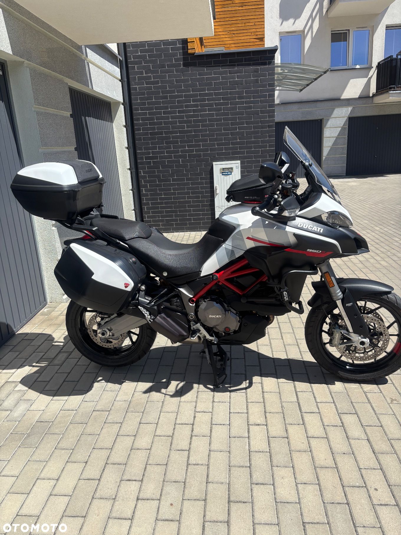 Ducati Multistrada - 1