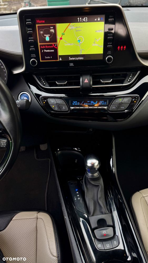 Toyota C-HR 2.0 Hybrid Executive - 19