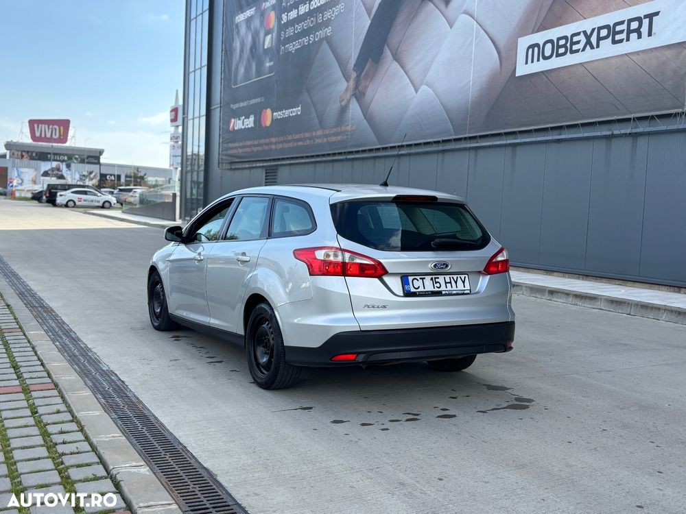 Ford Focus 1.6 TDCI DPF Titanium - 5
