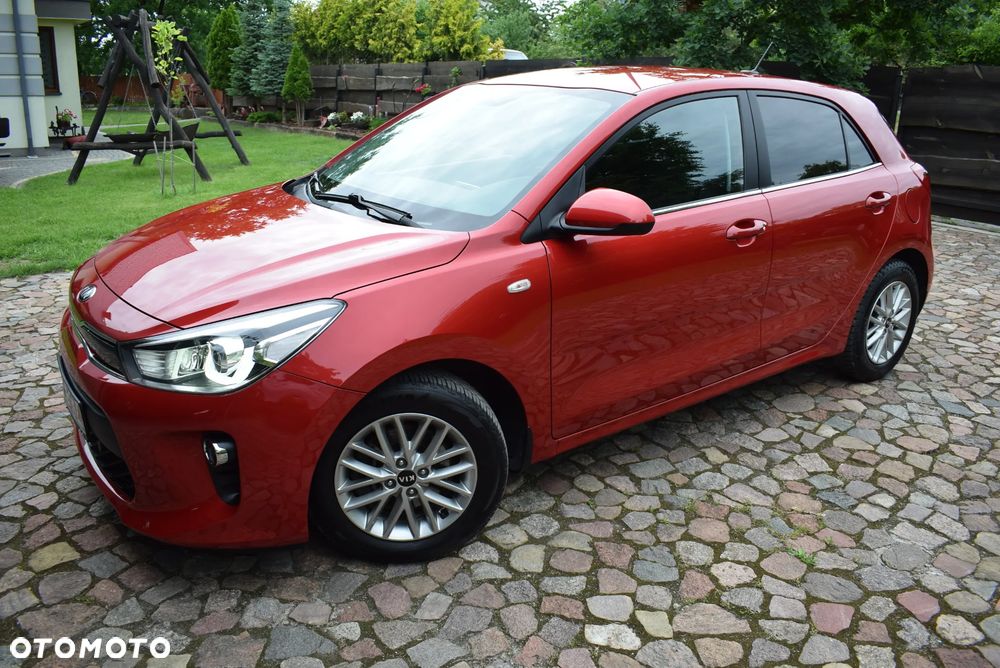 Kia Rio - 4