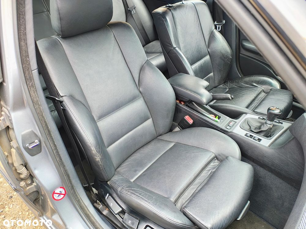 BMW Seria 3 330d - 39