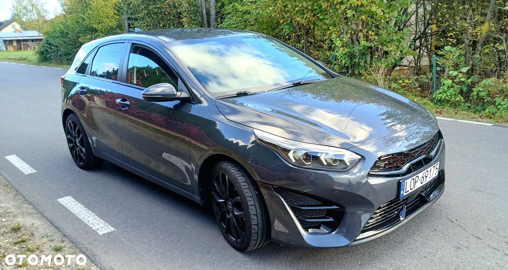 Kia Ceed - 9