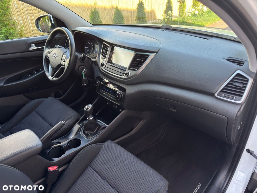 Hyundai Tucson blue 1.6 GDi 2WD Passion - 19