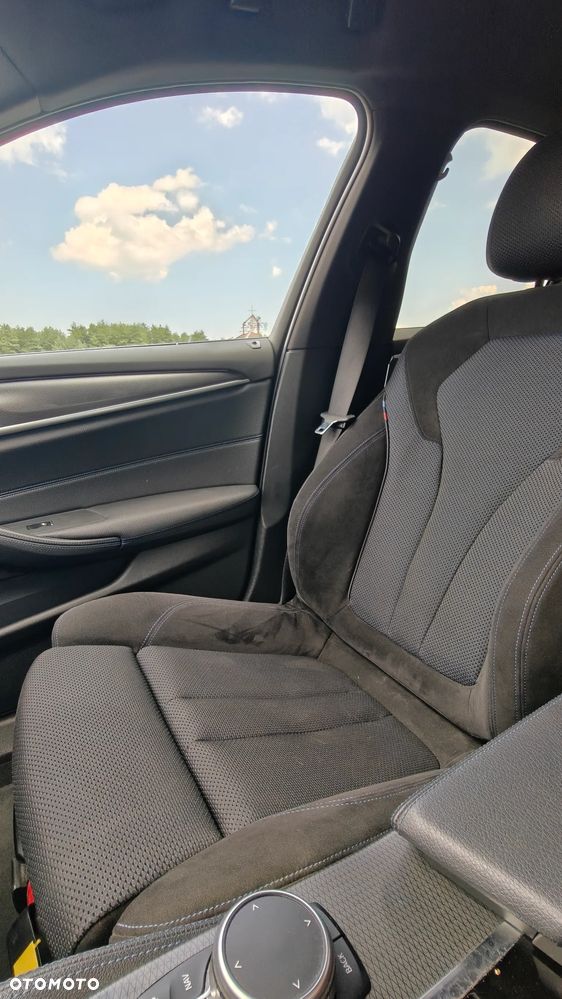 BMW Seria 5 518d mHEV M Sport sport - 13