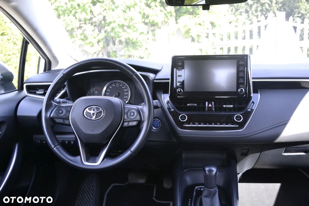 Toyota Corolla 1.8 Hybrid Comfort - 30