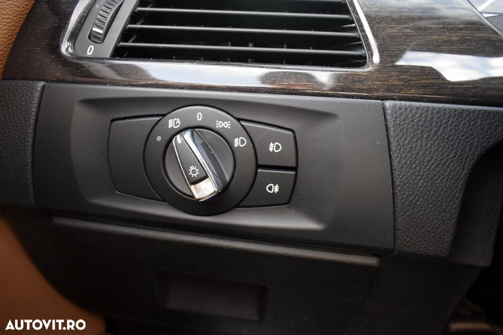 BMW Seria 3 320d Coupe Aut. Edition Exclusive - 20