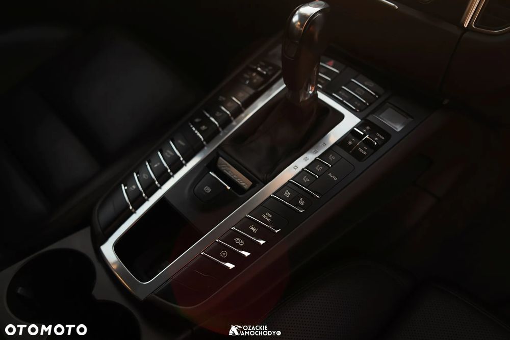 Porsche Macan GTS - 23