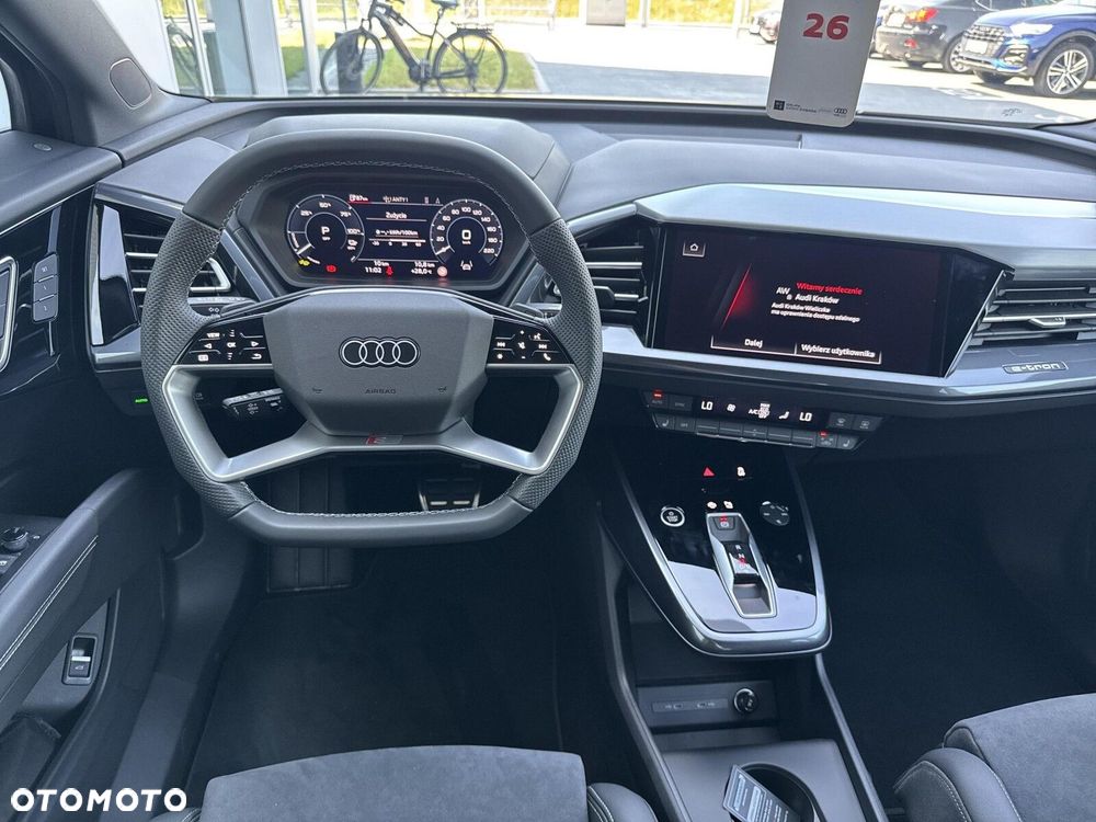Audi Q4 e-tron - 14
