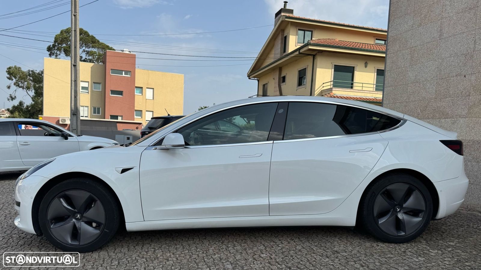 Tesla Model 3 Standard Range Plus RWD - 4