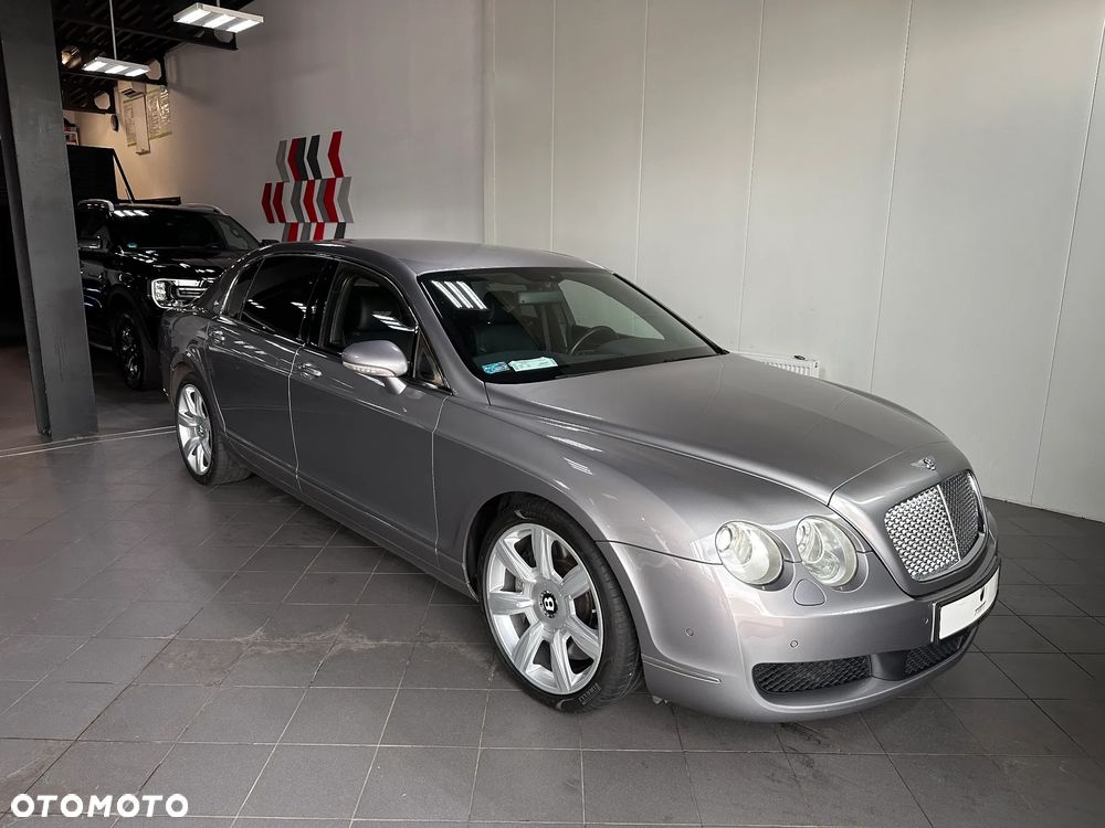 Bentley Flying Spur - 4