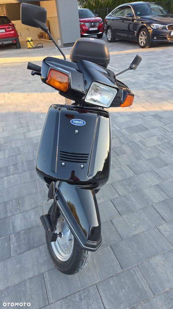 Yamaha Beluga - 1