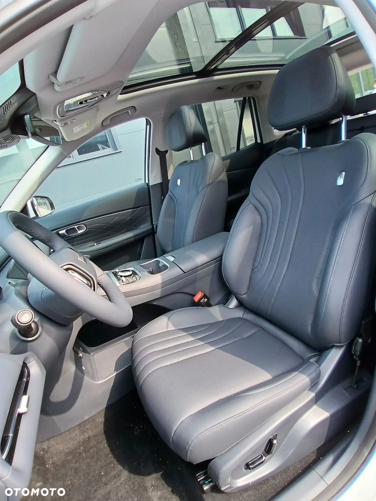 Geely Starray - 12