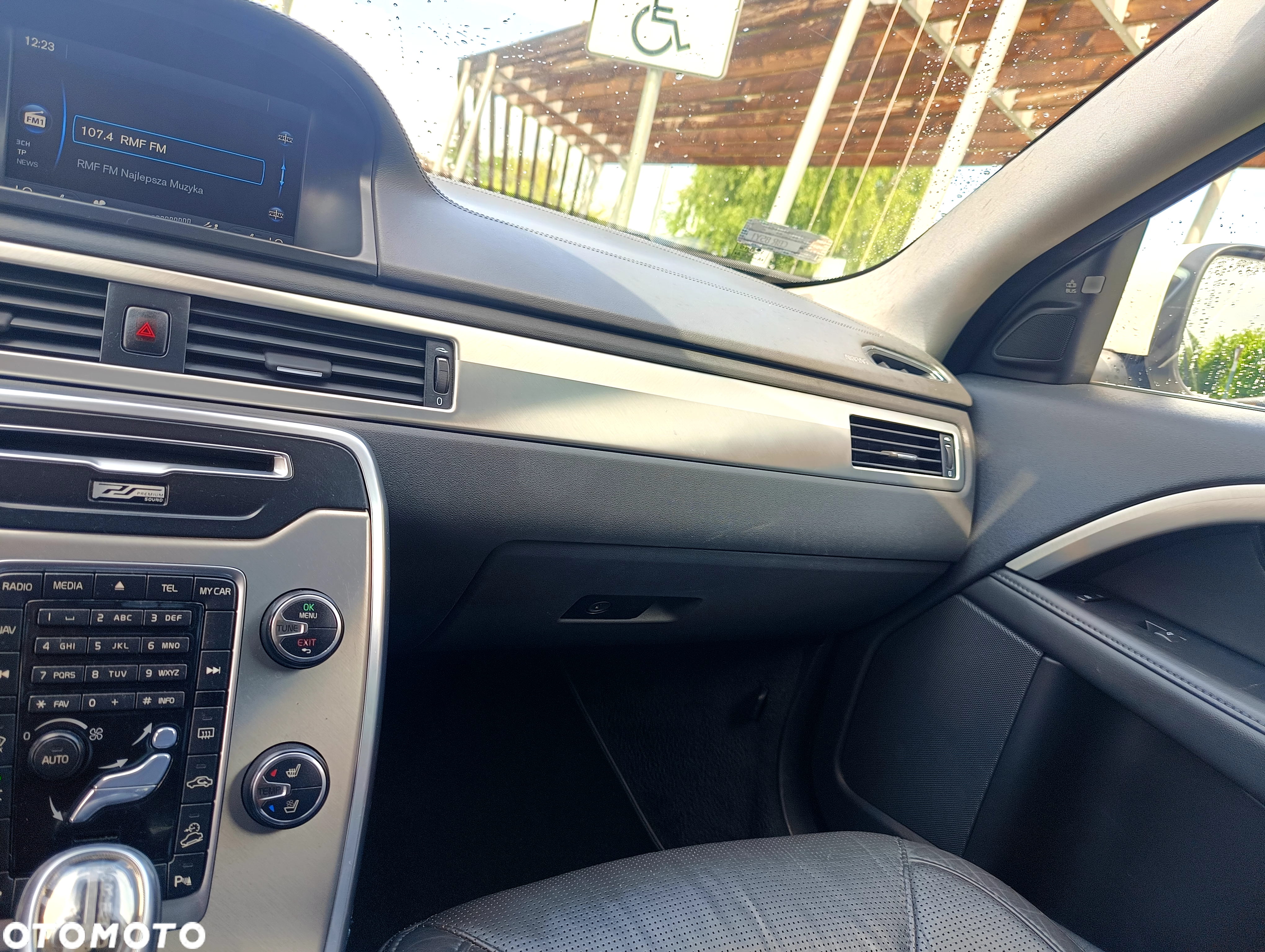 Volvo XC 70 - 8