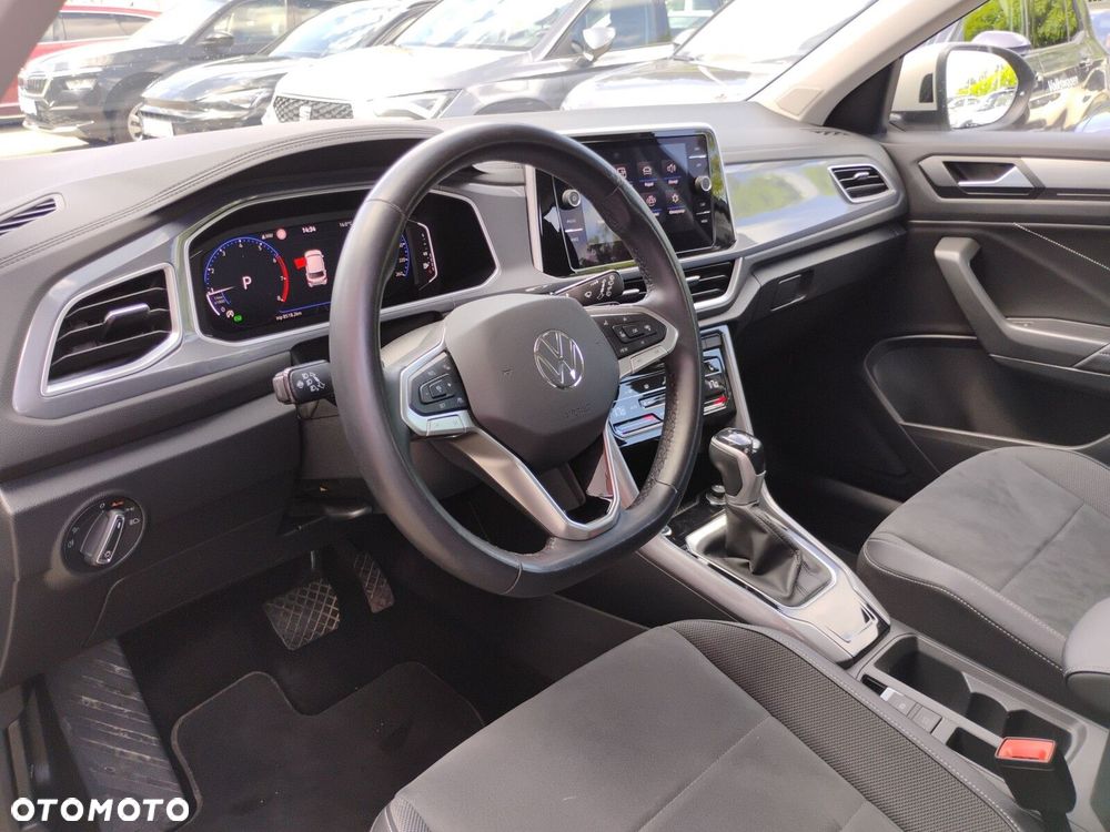 Volkswagen T-Roc - 13