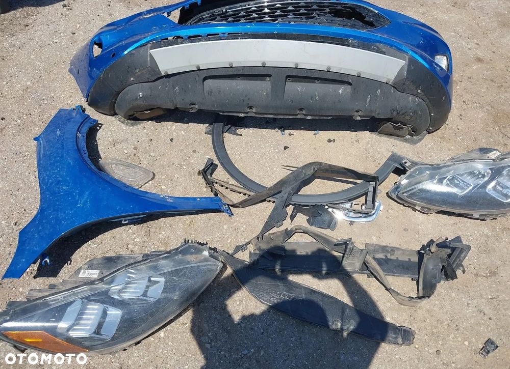 Ford Escape 2.0 EcoBoost AWD Titanium - 16