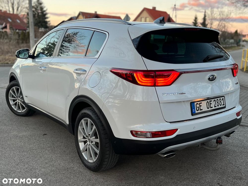 Kia Sportage 2.0 CRDI AWD Eco-Dynamics+ (48V M-H) GT LINE - 10
