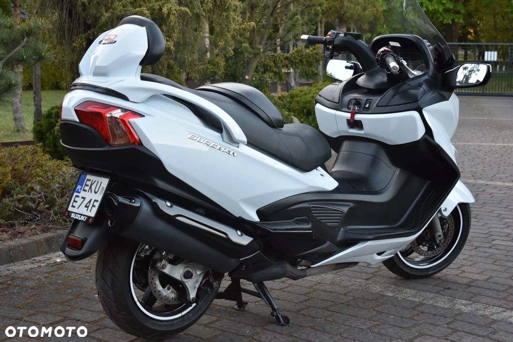 Suzuki Burgman - 1