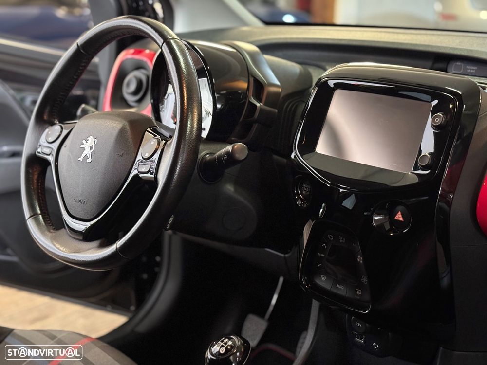 Peugeot 108 1.2 PureTech GT Line - 23