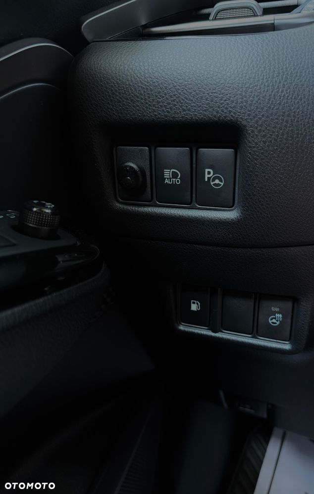 Toyota C-HR 1.8 Hybrid Prestige - 28